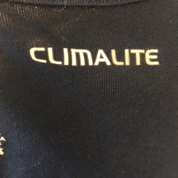 ๐น 4 for $30 Adidas Notre Dame Long Sleeve Shirt, size 2XL - Picture 4 of 5